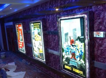 China Suportes instantâneos do cartaz da janela do fechamento, caixa leve do cartaz cinematográfico de cristal do Lit da borda fornecedor